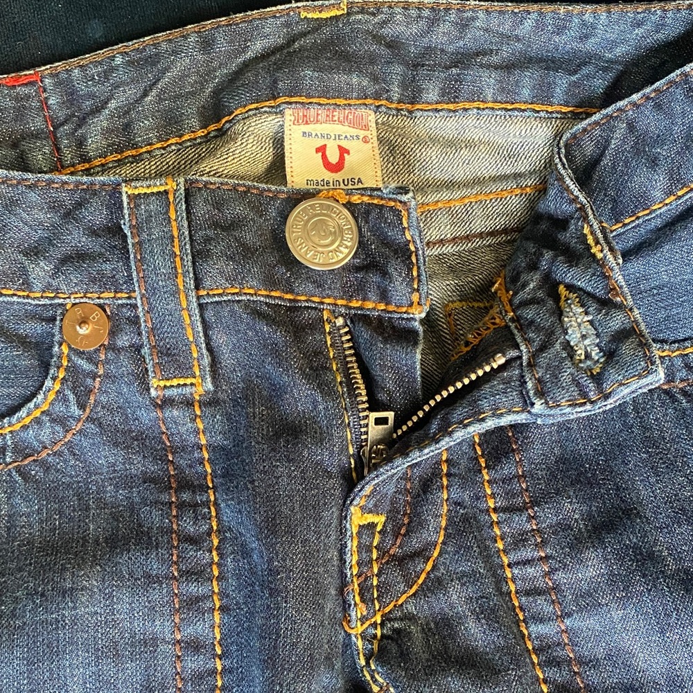 FINAL SALE BEFORE REMOVED
True Religion Dark Blue Flare Jeans